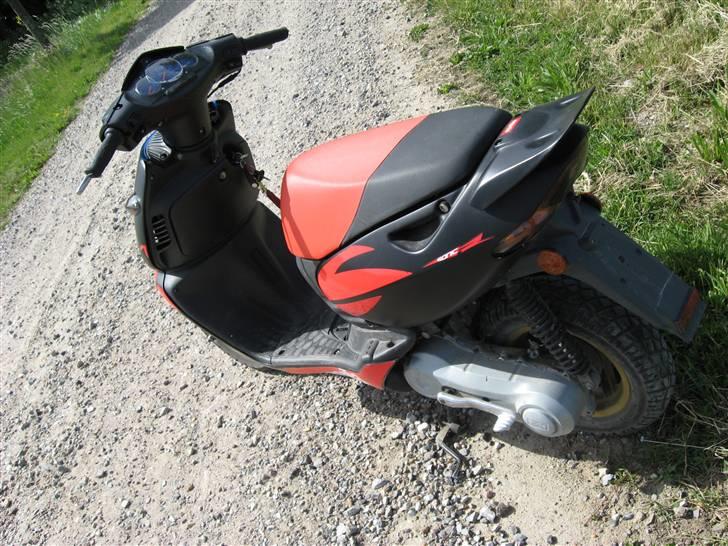 Aprilia sonic replica GP SOLGT billede 5