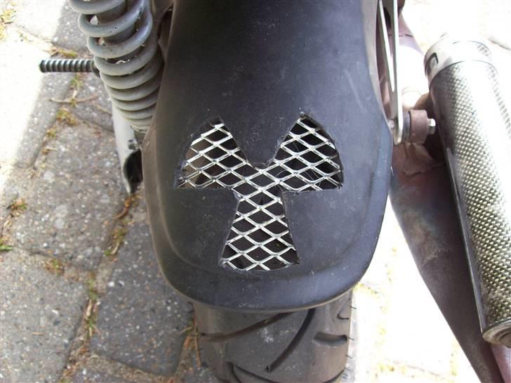 Kreidler Easy rider. Skrottet - udskæring i bagskærm billede 8