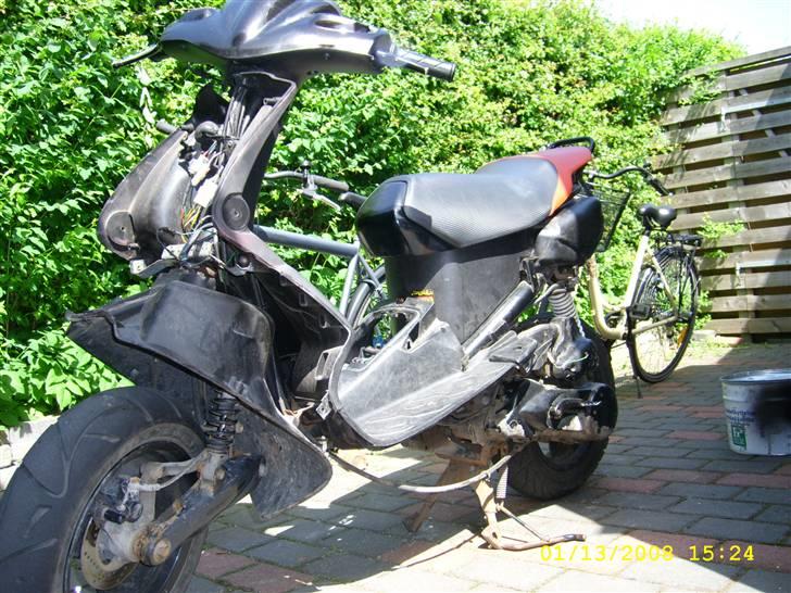 Peugeot speedfight2 (Totalskadet) billede 8