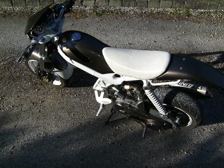 Suzuki Street Magic S6SP - solgt billede 17