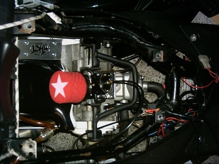 Yamaha Jog RR ( Solgt ) billede 8