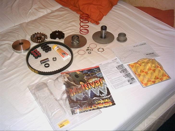 Yamaha Jog RR ( Solgt ) billede 11