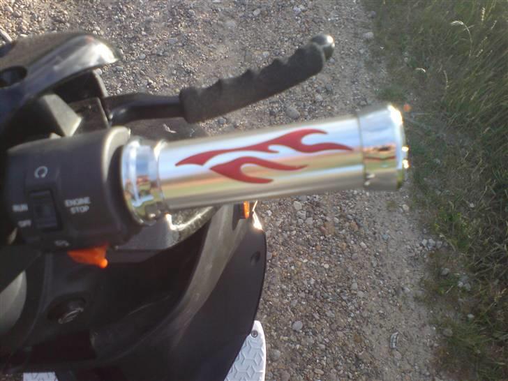 PGO Dr. Big - Black & White billede 14