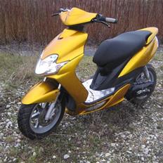 Yamaha Jog R AC >GuldBaren<