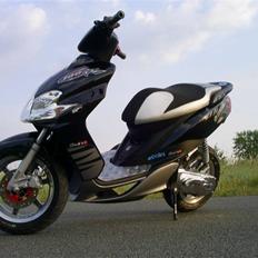 Yamaha Jog R Silver Edition