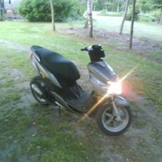 Yamaha jogr (BYTTET)