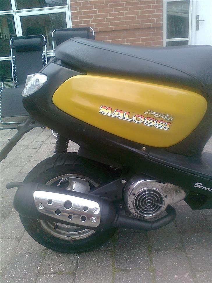 Yamaha Jog Space inv (Solgt) - std udstødning er der på nu  billede 3