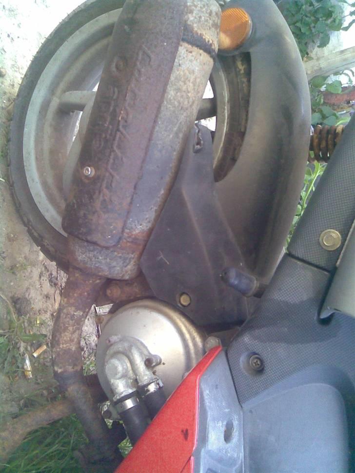 Aprilia sr50 LC Byttet til TKR billede 4