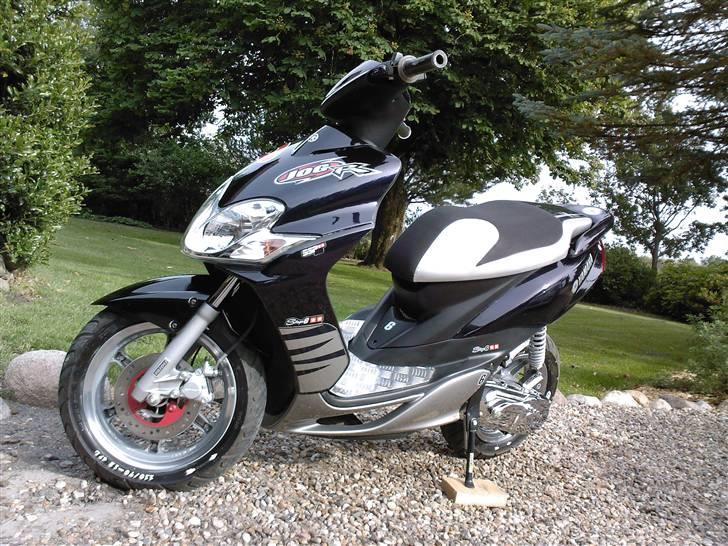 Yamaha Jog R Silver Edition billede 1