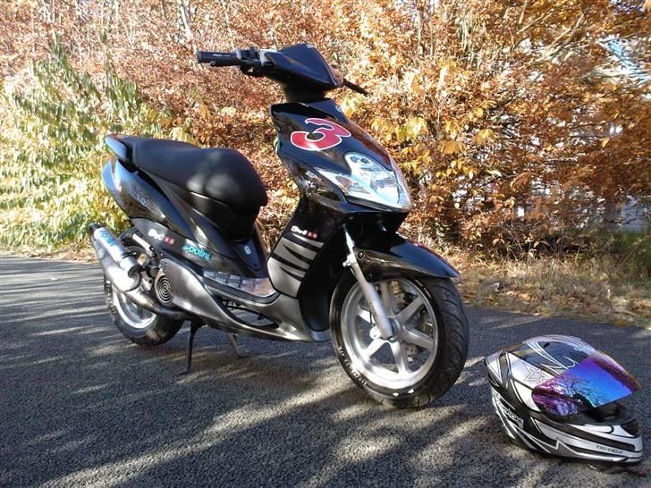 Yamaha Jog R Silver Edition - Efterår. billede 9