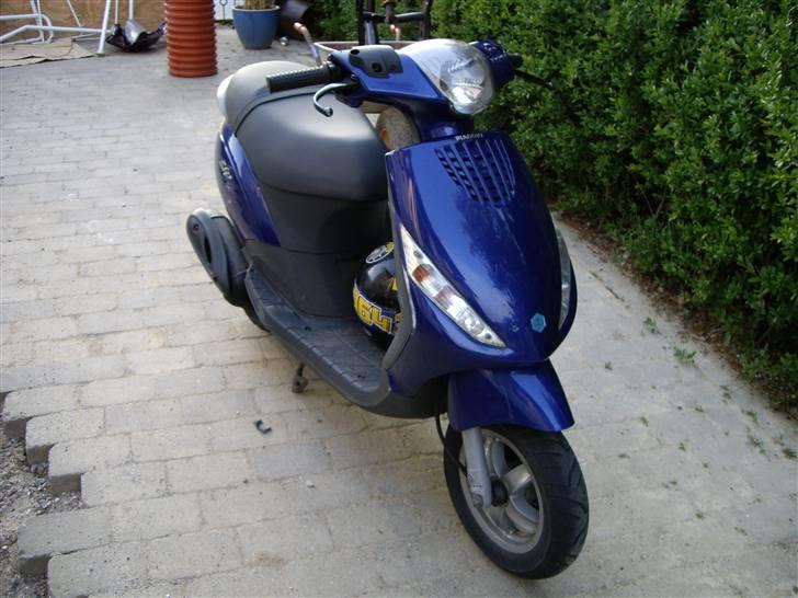 Piaggio New Zip - forfra billede 1