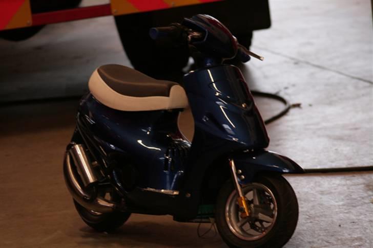 MiniBike Mini scooter *CUSTOM* - Kvaliteten på billederne er desværre blevet dårlige efter upload. billede 1