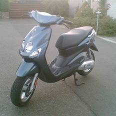 Yamaha Neos