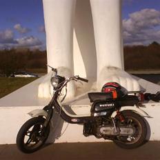 Suzuki FZ50 - (  SOLGT  )