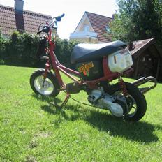 Yamaha Jog lc ts solgt 