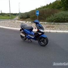 Peugeot speedfight 2