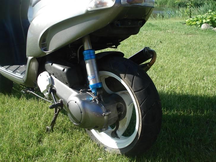 Piaggio Typhoon 70cc BYTTET! - Inden der kom forhøjer på :D billede 6