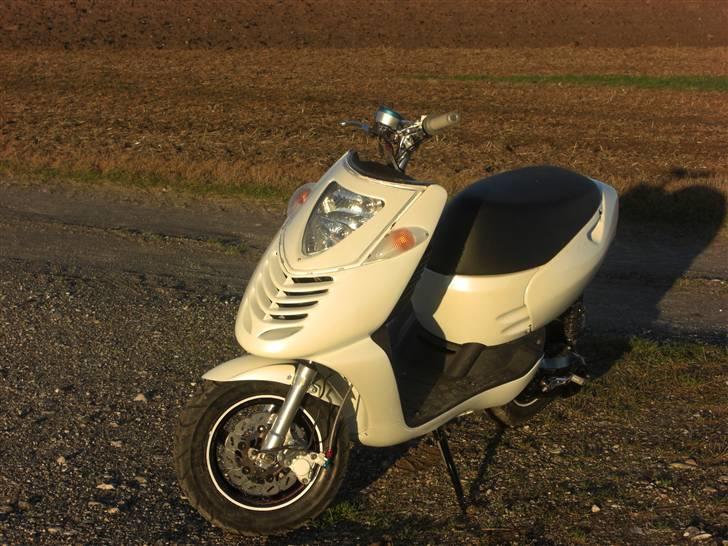 Aprilia sonic ( efter ) (solgt) billede 2
