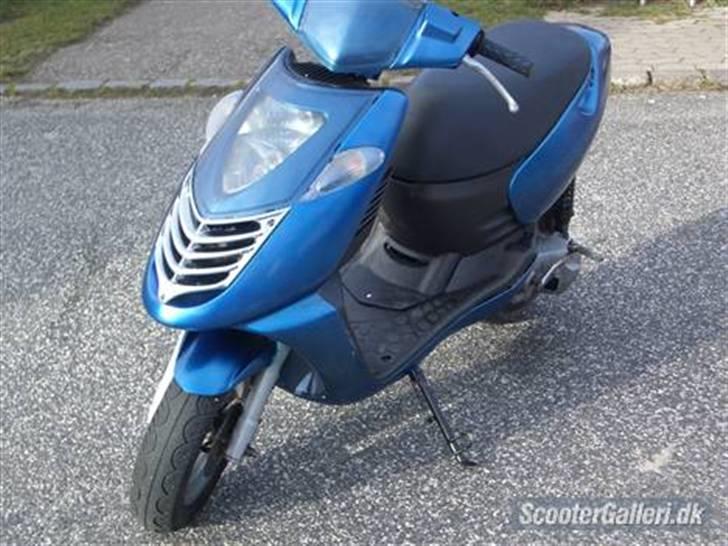 Aprilia Sonic 2005 [SOLGT 7500] billede 1