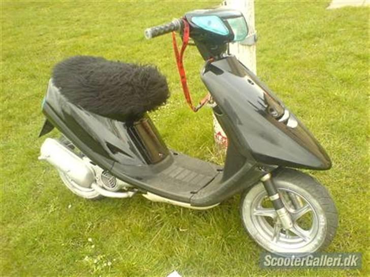 Yamaha jog (BYTTET) billede 6