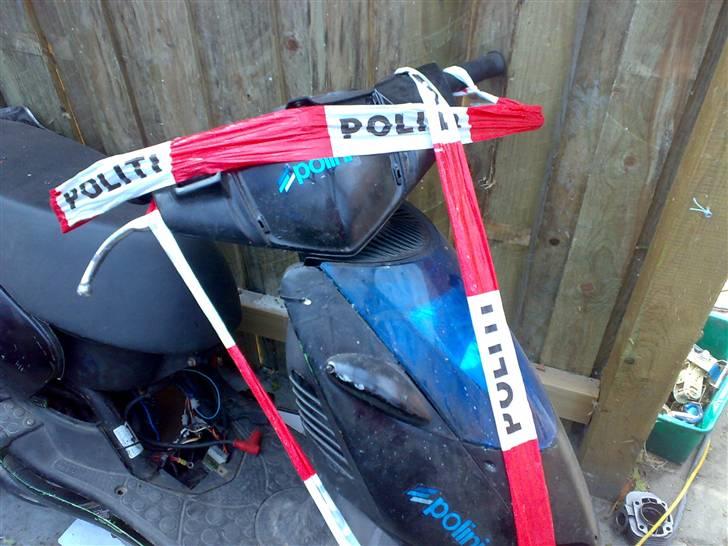 Aprilia sonic  ac - de ska bare holde fingende fra min scooter billede 2