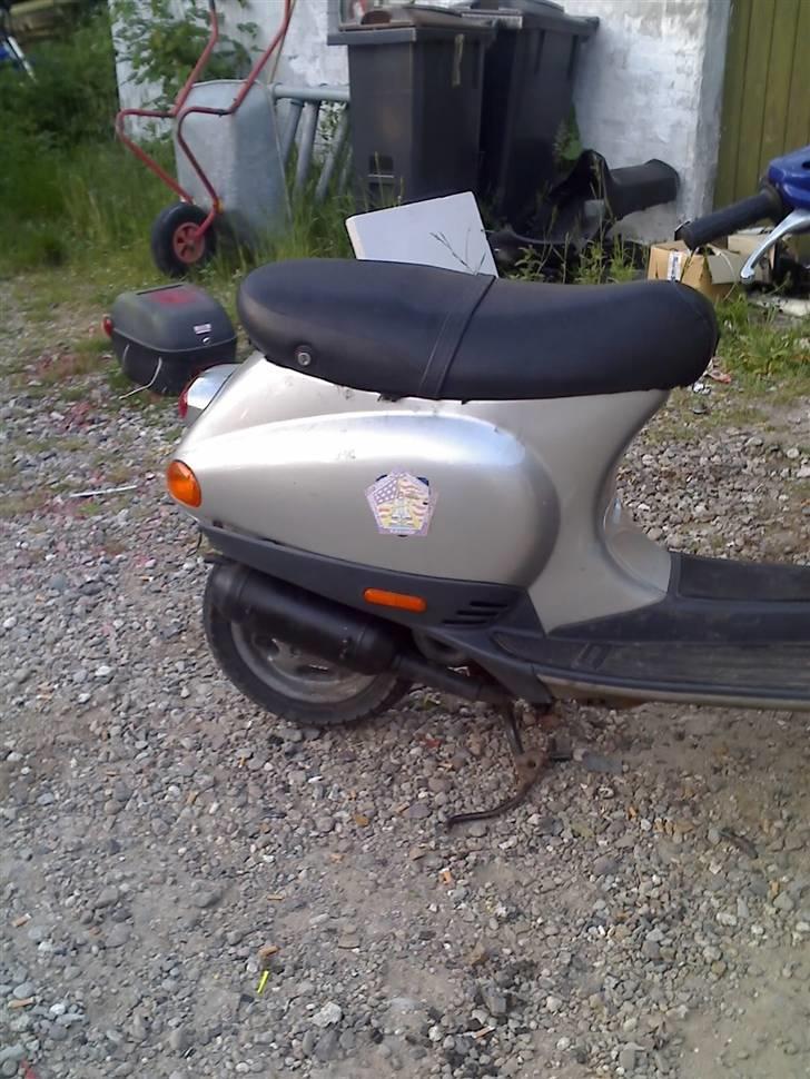 Piaggio Vespa (solgt) billede 4