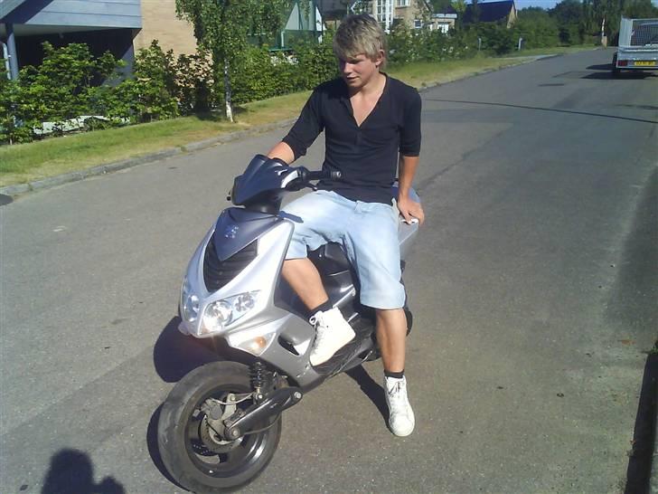 Peugeot speedfight 2 [byttet!] billede 11