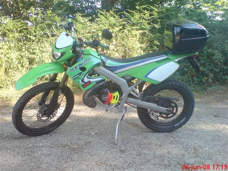 Derbi Senda R - Nu med nye dæk, nye blinklys og ny bagagebox billede 1