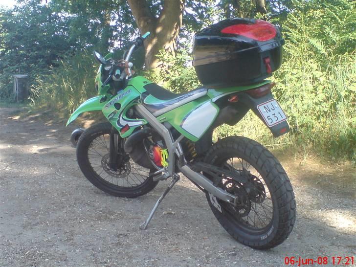 Derbi Senda R - Nu med nye dæk, nye blinklys og ny bagagebox billede 4