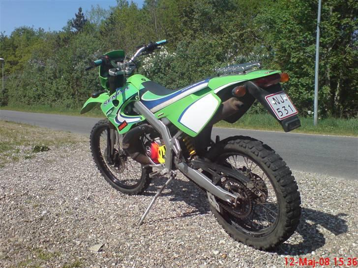 Derbi Senda R - dagen efter køb ( efter rengøring ) men stadig med de gamle dæk og blinklys billede 11