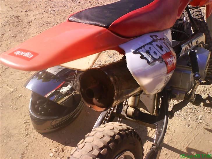 Aprilia Bandit (SOLGT) - Har ekstra udstødning med federe potte, men den skal svejses ved forrøret. billede 9