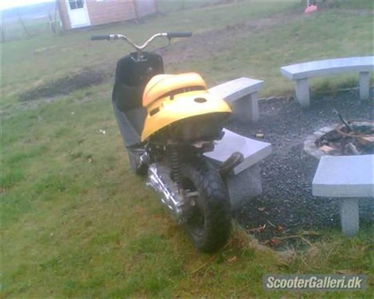 Adly adly/neos stjålet billede 2