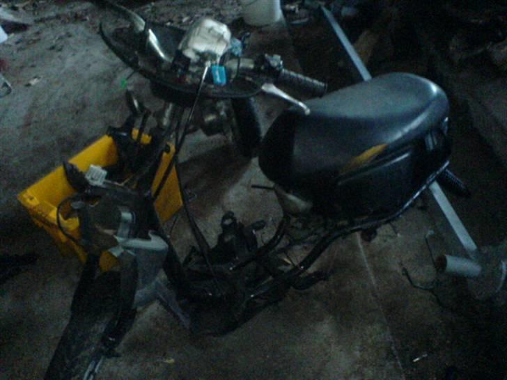 Yamaha Jog Space [FØR] - Stel . :) billede 6