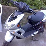 Peugeot Speedfight 2 SOLGT!