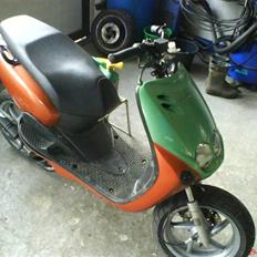 Yamaha Neos (solgt)