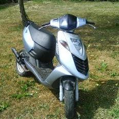 Aprilia sonic (SOLGT)