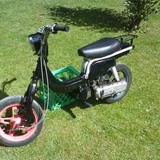 Suzuki FZ50 - SOLGT!