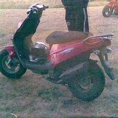 PGO HOT 50 under ombygning