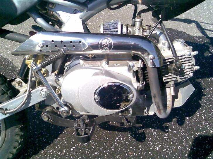 Lifan  " Gas poweren " - Very shiny :) eller hvad man kalder det .. Chrom :) billede 10