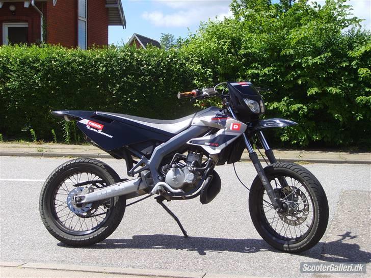 Derbi senda sm Extreme' solgt billede 2