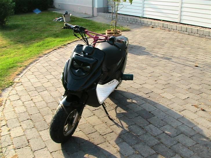 PGO Hot (Solgt) - Taget d. 9/6 2008! billede 2