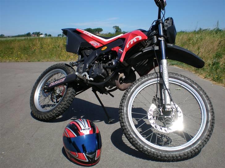 Gilera SMT - SOLGT !! - Tjek lige min vens SMT Ö Forhøjet med 13,5 cm :D billede 4