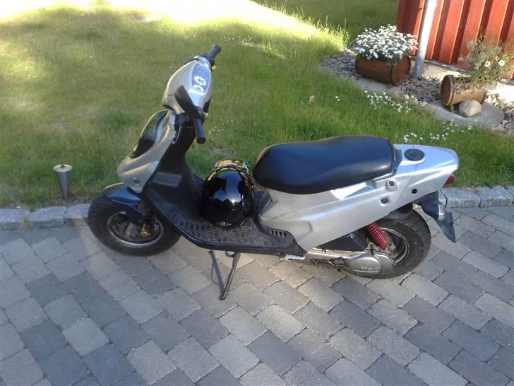 PGO hot 50 - Nyt! billede 2