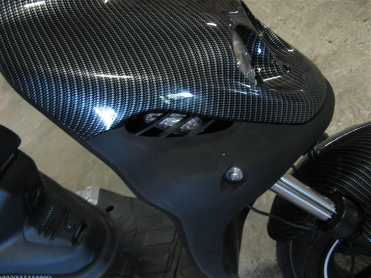 PGO PMX NAKED CARBON   billede 3