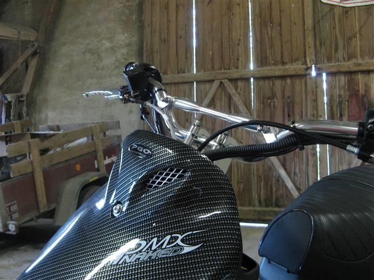 PGO PMX NAKED CARBON   billede 4