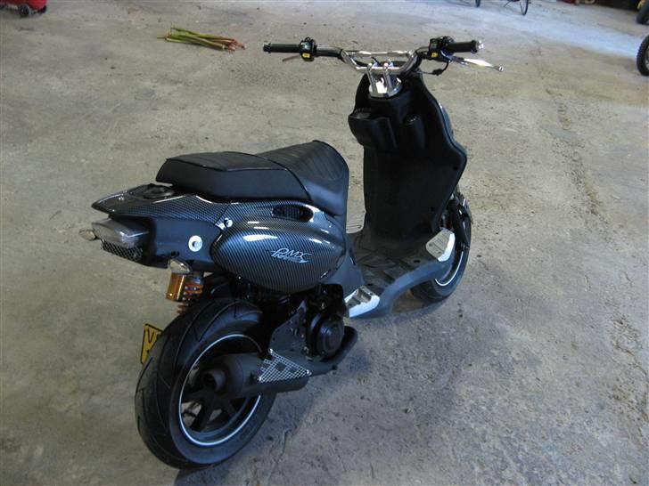 PGO PMX NAKED CARBON   billede 6