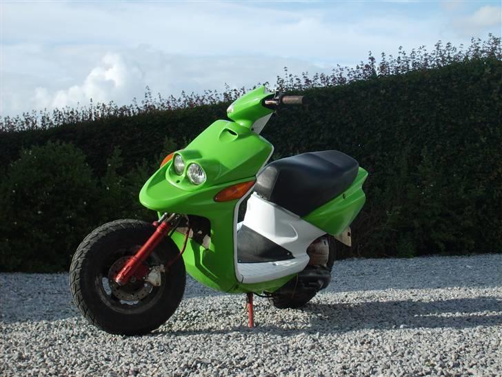 Yamaha bws bump SOLGT ): - den første maling . billede 3