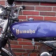 Yamaha 4g.