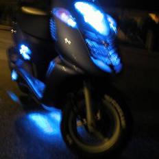 Aprilia Sonic Nixon Powered SOLGT