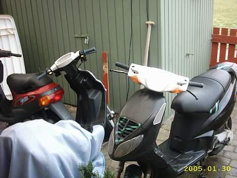 Piaggio Zip Det Røde Lyn billede 9